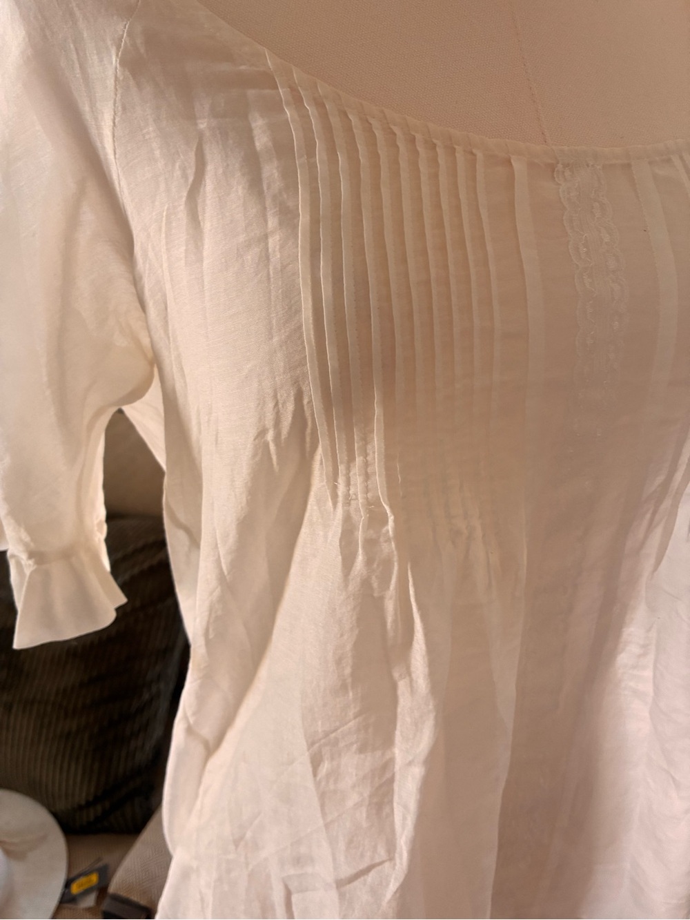 Joie ivory Cream Pintuck Peasant Top - Women's Lightweight Blouse lace NWT